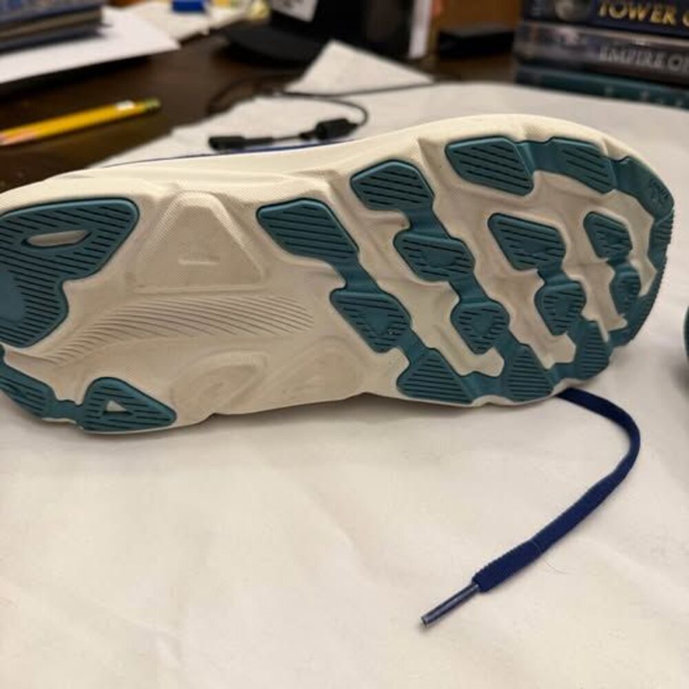 HOKA Clifton 9 Women's Running Shoes | Size 7 | Blue Teal | Lightly Used Excelle - Picture 4 of 7